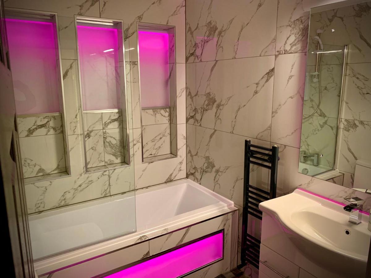 Saltrock Luxury Apartment Blackpool Eksteriør bilde
